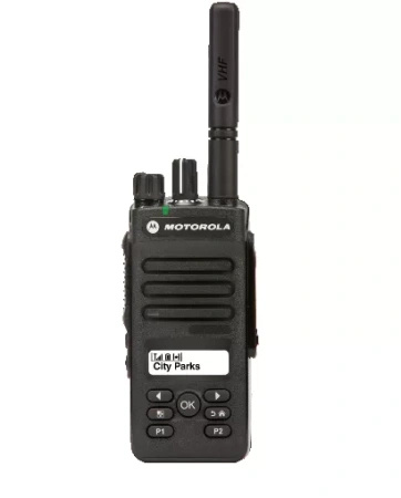 Radiotelefon przenośny Motorola DP2600e VHF z akumulatorem Li-ion 2100 mAh i ładowarką biurkową NNTN8273A