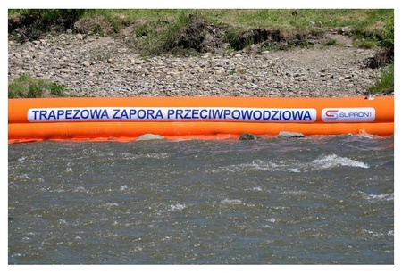 Trapezowa Zapora Przeciwpowodziowa
