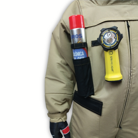 Trójwarstwowy kombinezon " HORNET-2" chroniący przed ukąszeniami szerszeni, pszczół, os
